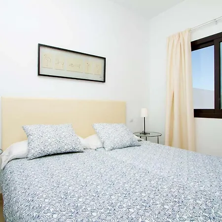 Playa Blanca Sleeps 10 Air Con Wifi Villa Playa Blanca (Lanzarote)
